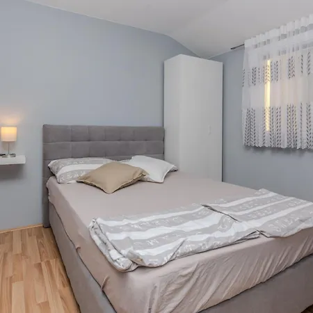 By The Sea - Lozice, - 18593 Apartamento *